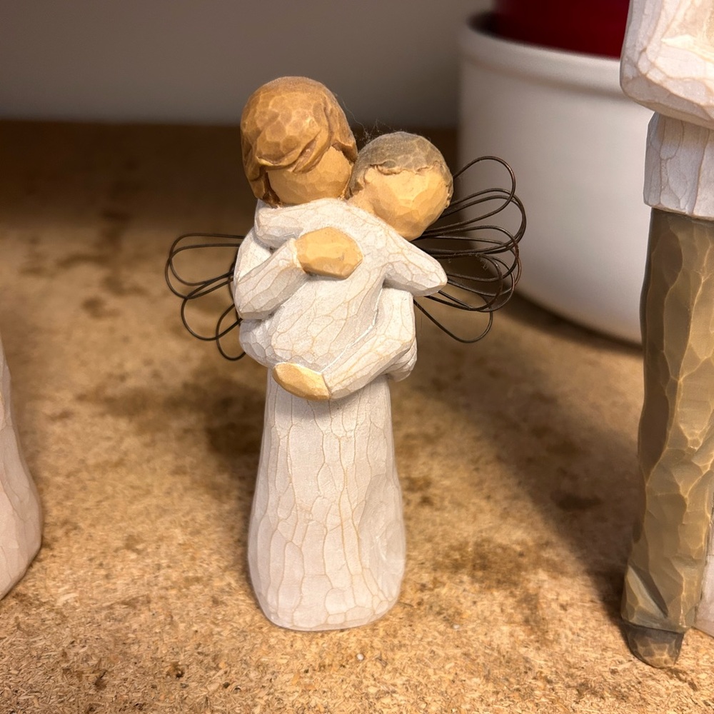 Willow Tree Angel’s Embrace